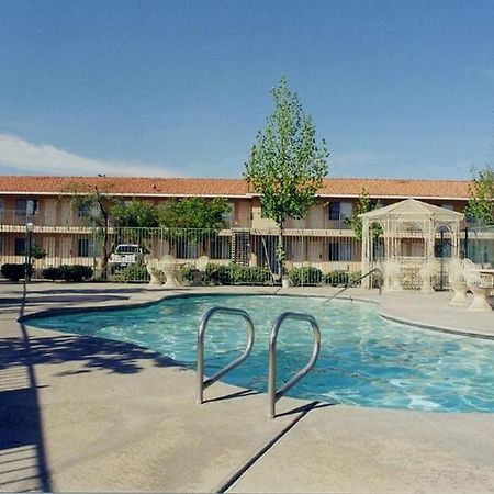 Applegate Inn Atwater Exterior foto